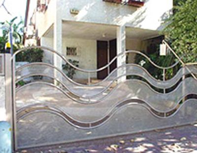 תמונה להמחשה: שערים אוטומטיים